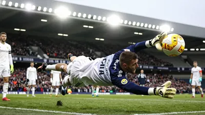 Bolton Wanderers eye Oxford defender Helik for £650k boost