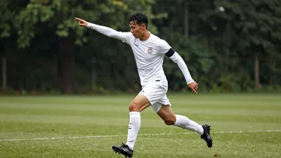 Bolton Wanderers made two changes to their starting line-up for the Championship meeting with Cardiff City, with Ben...